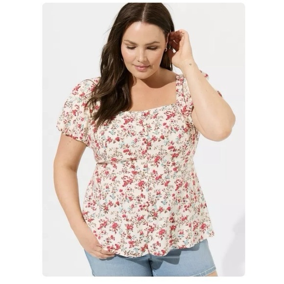 torrid Tops - NWT Torrid Red Floral Peplum Button Up Challis Puff‎ Short Sleeve Top Size 4X